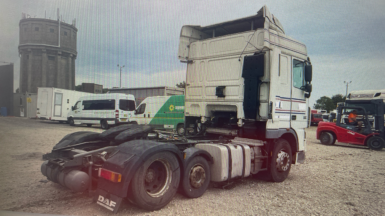 DAF XF 105.460 - Tractor unit: picture 4 DAF XF 105.460 - Tractor unit: picture 4