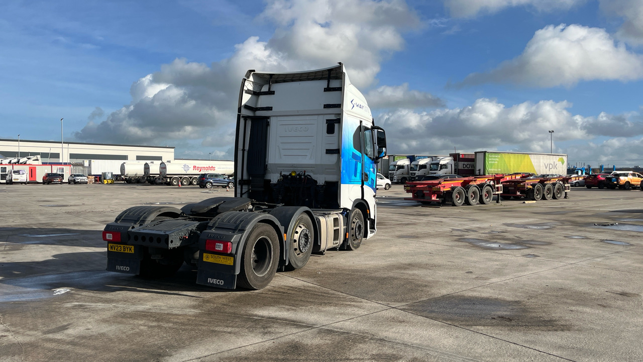Iveco S-Way 570 - Tractor unit: picture 4 Iveco S-Way 570 - Tractor unit: picture 4