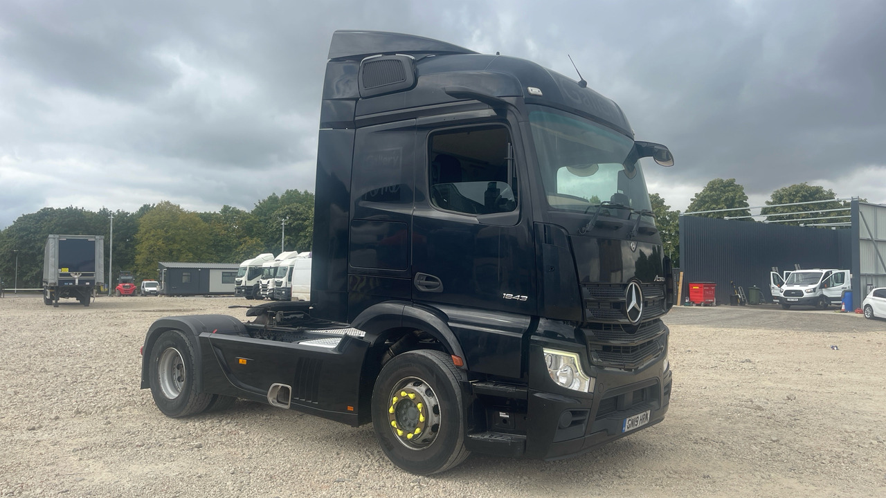 MERCEDES-BENZ ACTROS 1843 - Tractor unit: picture 1 MERCEDES-BENZ ACTROS 1843 - Tractor unit: picture 1