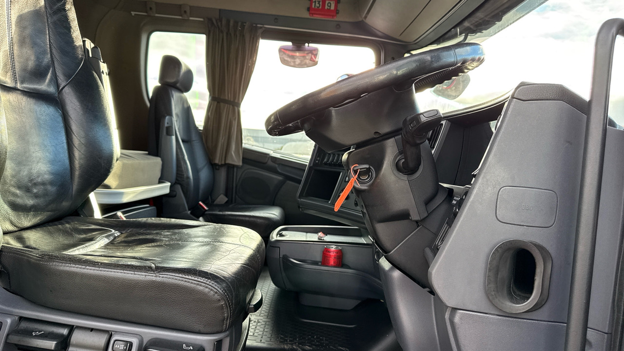 SCANIA R 520 V8 - Tractor unit: picture 5 SCANIA R 520 V8 - Tractor unit: picture 5