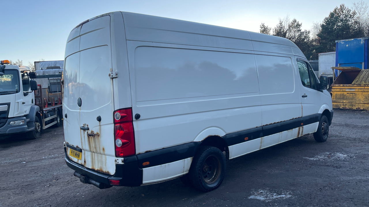 VOLKSWAGEN CRAFTER CR50 PLUS 2.5 TDI - Panel van: picture 4 VOLKSWAGEN CRAFTER CR50 PLUS 2.5 TDI - Panel van: picture 4