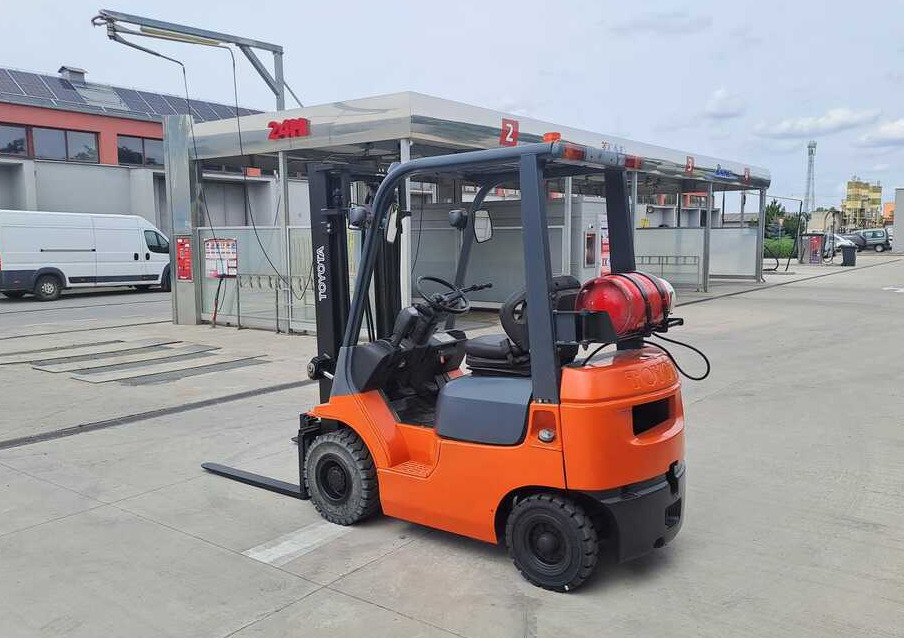 Toyota 7FGF15 - LPG forklift: picture 2 Toyota 7FGF15 - LPG forklift: picture 2