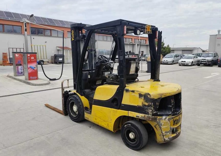 Yale GDP35VX - Diesel forklift: picture 2 Yale GDP35VX - Diesel forklift: picture 2