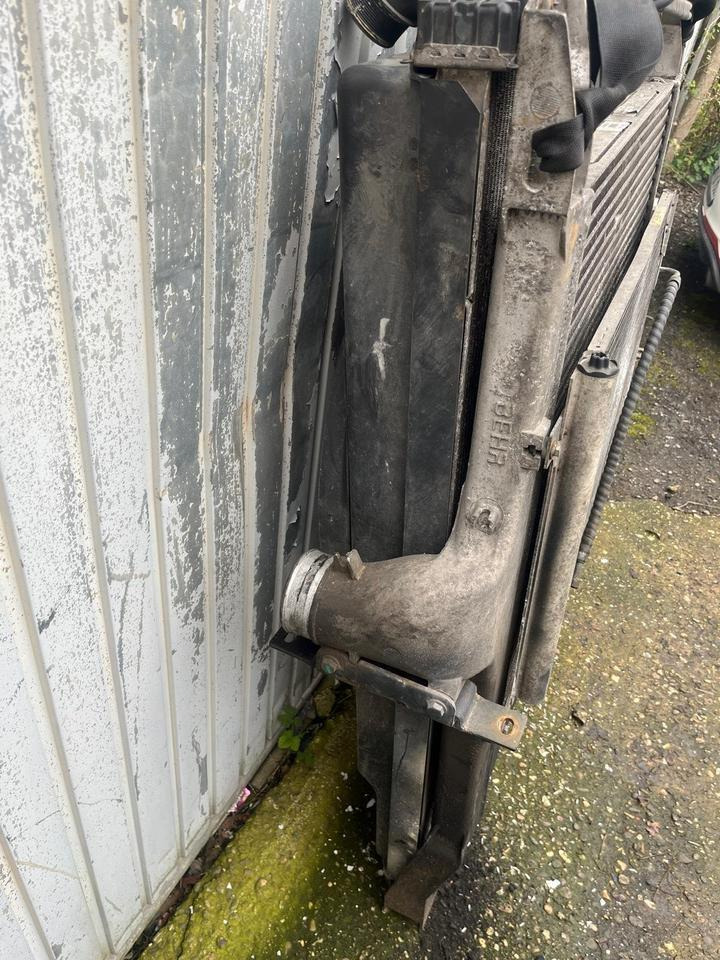 IVECO Stralis Kühlerpaket Wasserkühler Radiator Kühler 41214781 - Radiator for Truck: picture 3 IVECO Stralis Kühlerpaket Wasserkühler Radiator Kühler 41214781 - Radiator for Truck: picture 3