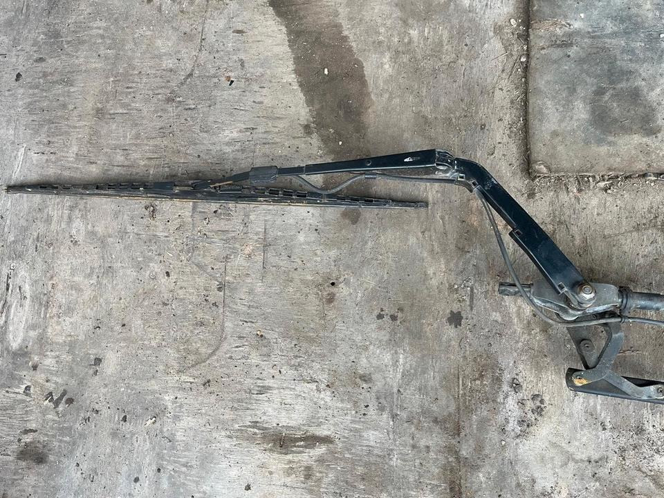 IVECO Stralis Scheibenwischer, Wischergestänge mit Motor 99439637 - Wiper for Truck: picture 3 IVECO Stralis Scheibenwischer, Wischergestänge mit Motor 99439637 - Wiper for Truck: picture 3