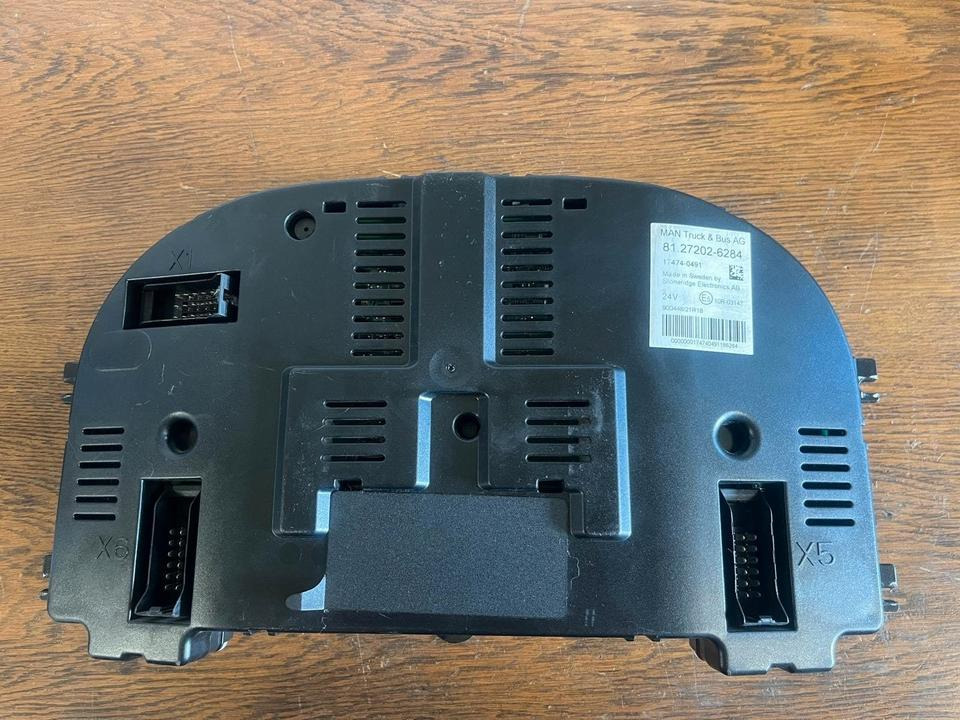 MAN EU6 Kombiinstrument / Tacho 81.27202-6284 - Dashboard for Truck: picture 4 MAN EU6 Kombiinstrument / Tacho 81.27202-6284 - Dashboard for Truck: picture 4