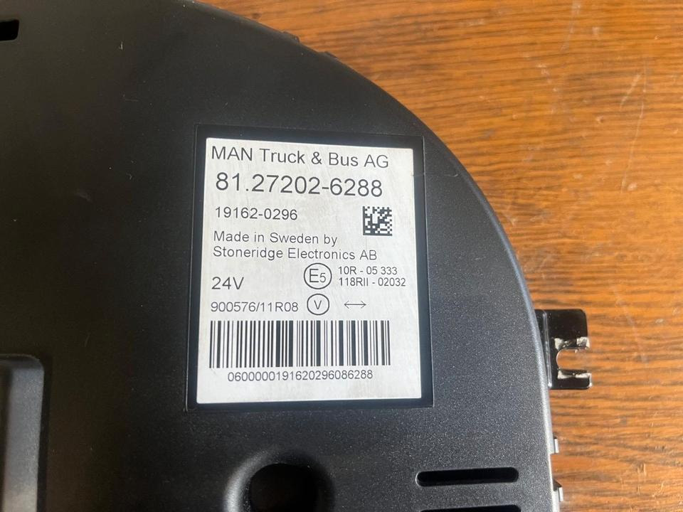MAN EU6 Kombiinstrument / Tacho 81.27202-6288 - Dashboard for Truck: picture 3 MAN EU6 Kombiinstrument / Tacho 81.27202-6288 - Dashboard for Truck: picture 3