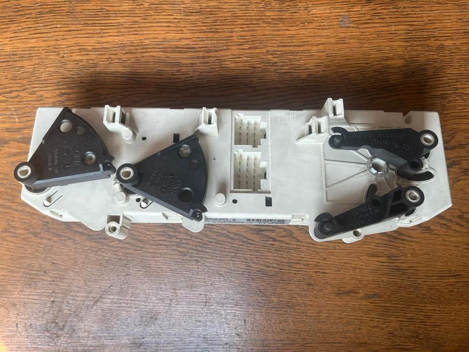 MAN Heizungsbedienung Klimabedienteil 81619906072 - Cab and interior for Truck: picture 5 MAN Heizungsbedienung Klimabedienteil 81619906072 - Cab and interior for Truck: picture 5