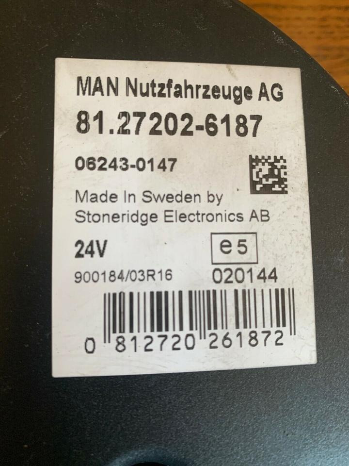 MAN Kombiinstrument Tacho 81272026187 - Dashboard for Truck: picture 2 MAN Kombiinstrument Tacho 81272026187 - Dashboard for Truck: picture 2