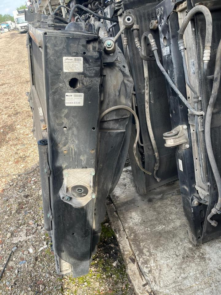 MAN TGX EU6 Kühlerpaket Wasserkühler Radiator Kühler 81061006854 - Radiator for Truck: picture 5 MAN TGX EU6 Kühlerpaket Wasserkühler Radiator Kühler 81061006854 - Radiator for Truck: picture 5