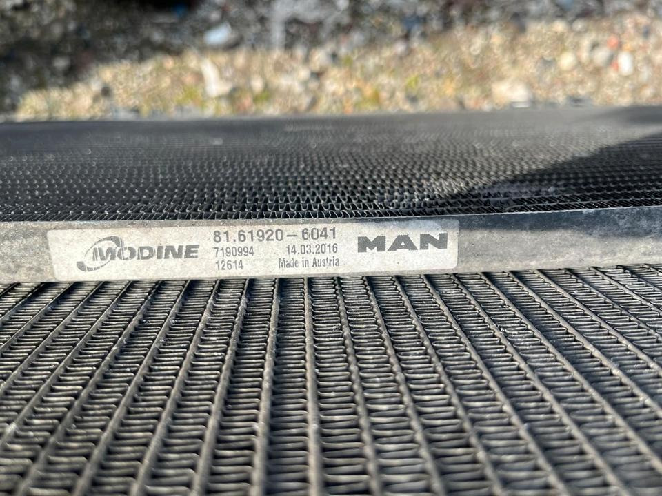 MAN TGX EU6 Kühlerpaket Wasserkühler Radiator Kühler 81061006854 - Radiator for Truck: picture 4 MAN TGX EU6 Kühlerpaket Wasserkühler Radiator Kühler 81061006854 - Radiator for Truck: picture 4