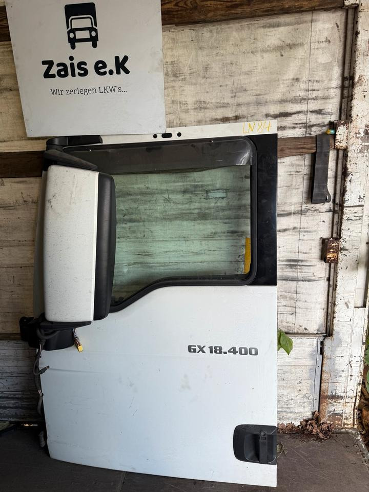 MAN TGX Fahrertür Weiß mit Spiegel Innenverkleidung LN 84 - Door and parts for Truck: picture 1 MAN TGX Fahrertür Weiß mit Spiegel Innenverkleidung LN 84 - Door and parts for Truck: picture 1