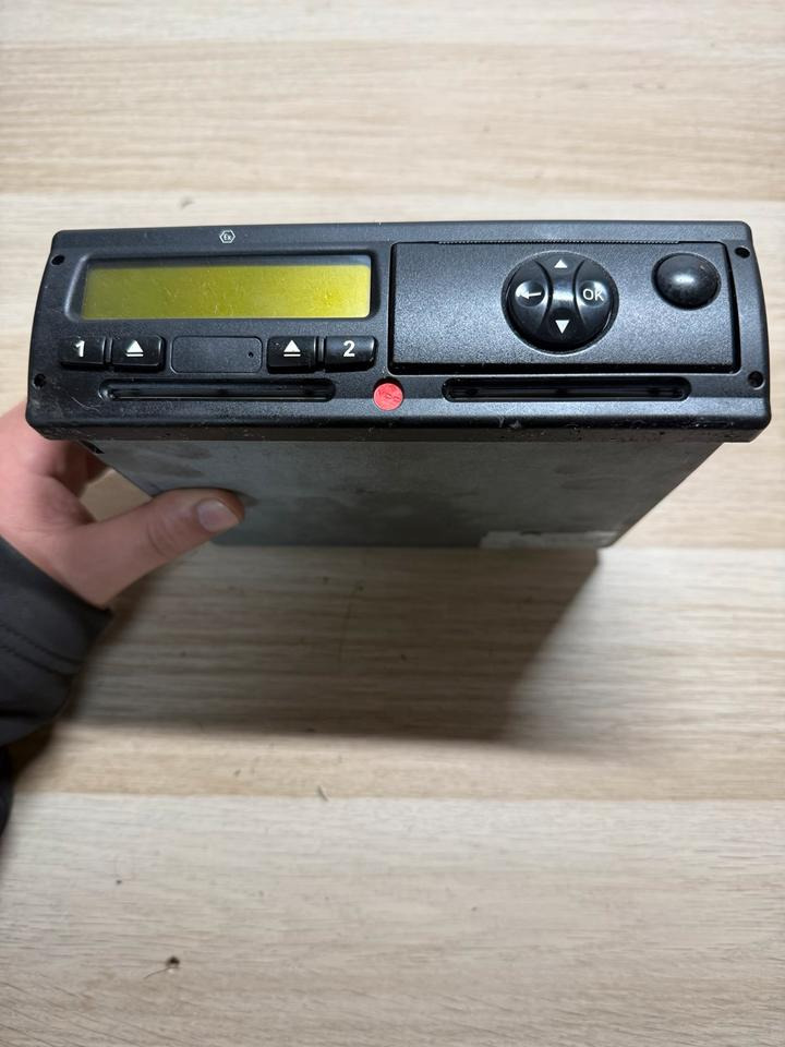 MAN Tachograph 81.27101-6570 - Tachograph: picture 2 MAN Tachograph 81.27101-6570 - Tachograph: picture 2