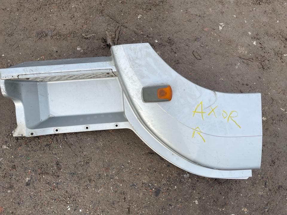 Mercedes AXOR Einstieg Rechts Kotflügel - Footstep for Truck: picture 1 Mercedes AXOR Einstieg Rechts Kotflügel - Footstep for Truck: picture 1