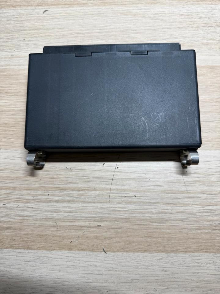 Mercedes Actros MP4 Elektronik PSM Steuergerät A0004463146 - ECU for Truck: picture 4 Mercedes Actros MP4 Elektronik PSM Steuergerät A0004463146 - ECU for Truck: picture 4