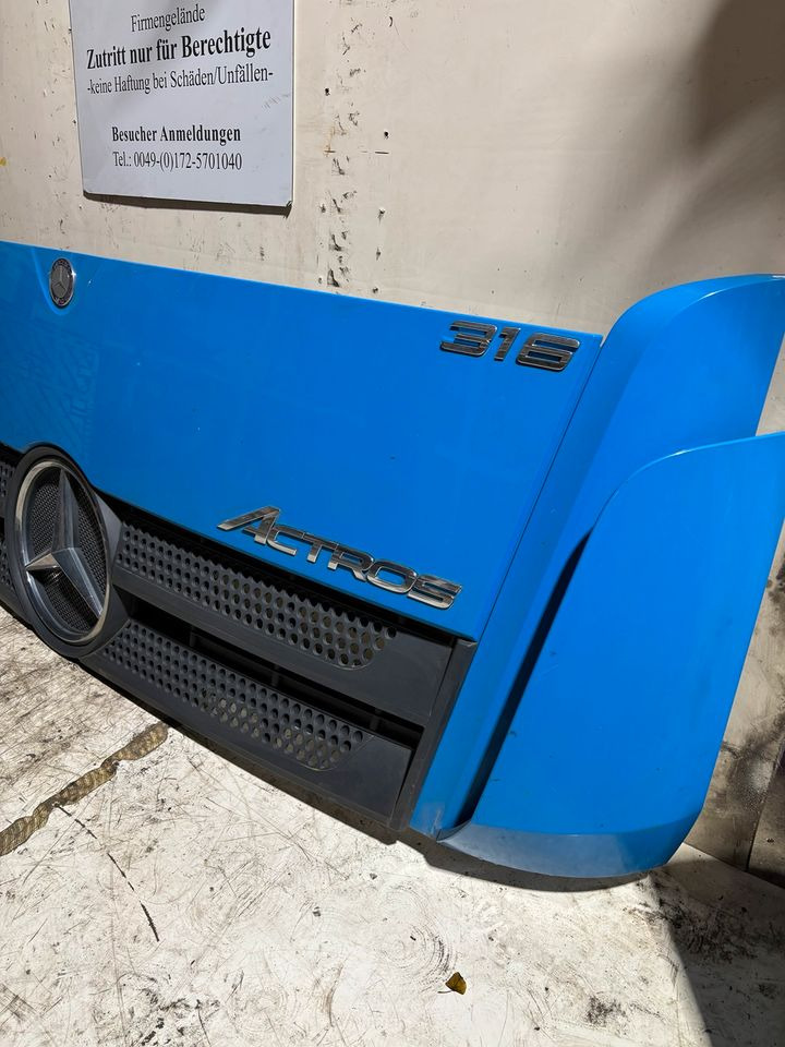 Mercedes Actros MP4 Motorhaube A9607500309 - Hood for Truck: picture 3 Mercedes Actros MP4 Motorhaube A9607500309 - Hood for Truck: picture 3