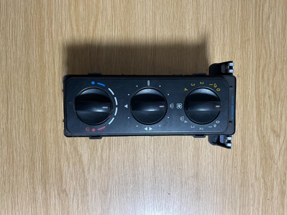 Mercedes-Benz axor atego heizungsbedienung A9408200097 - Heating/ Ventilation for Truck: picture 1 Mercedes-Benz axor atego heizungsbedienung A9408200097 - Heating/ Ventilation for Truck: picture 1