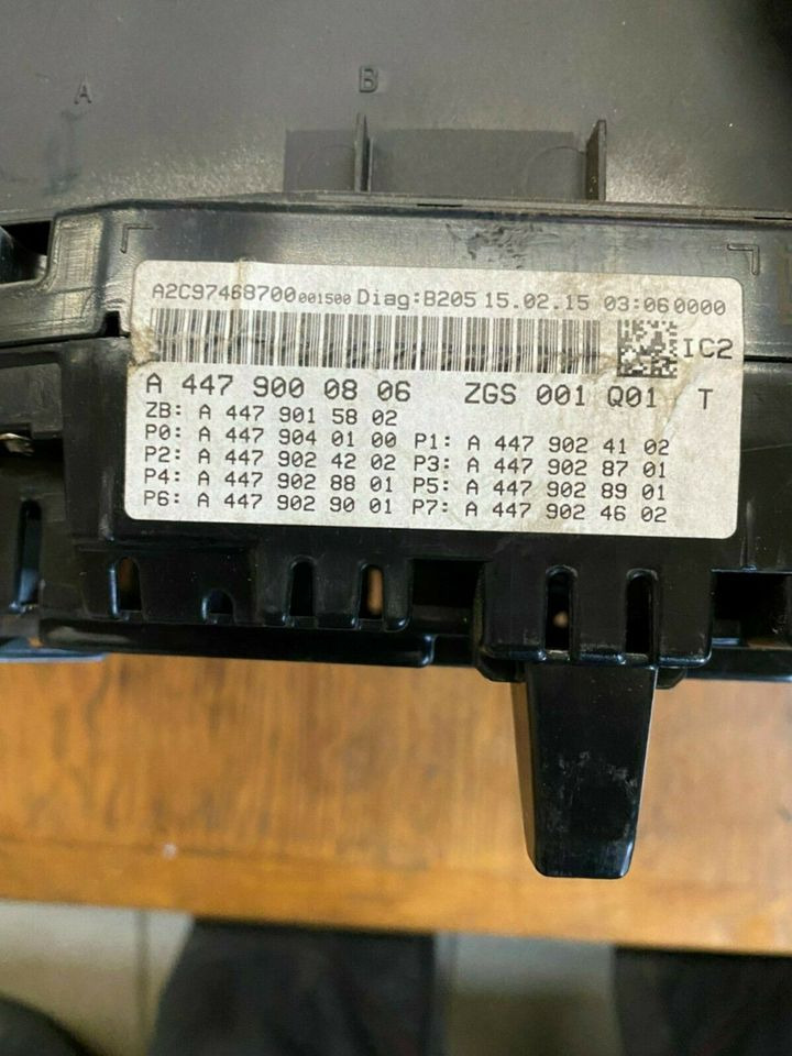 Mercedes Vito Kombiinstrument Tacho A4479000806 - Tachograph for Truck: picture 2 Mercedes Vito Kombiinstrument Tacho A4479000806 - Tachograph for Truck: picture 2