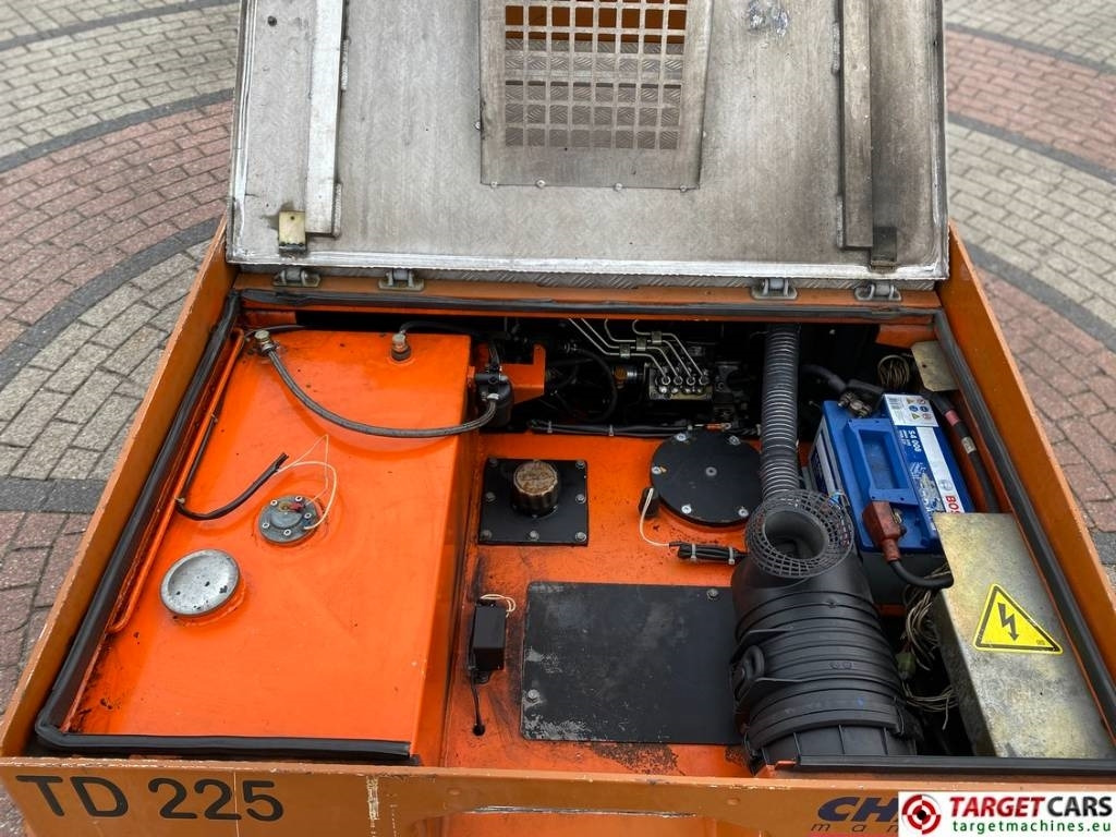 Tow tractor Charlatte TD225 Diesel Tow Truck Tractor 18T capacity: picture 12