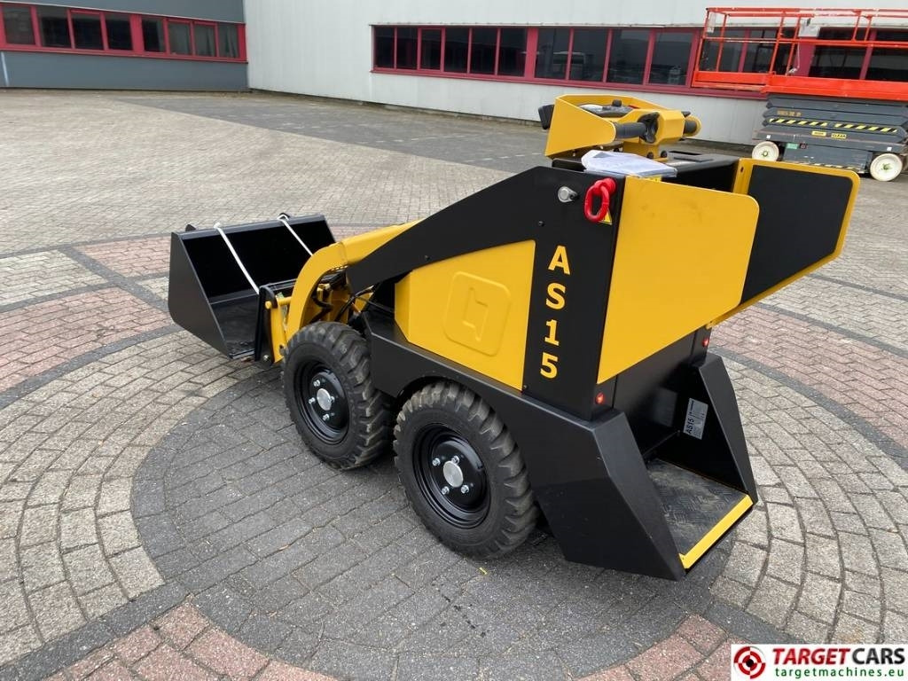 Conmeq AS15 Mini Skid Steer Loader 4x4 Electric - Skid steer loader: picture 5 Conmeq AS15 Mini Skid Steer Loader 4x4 Electric - Skid steer loader: picture 5