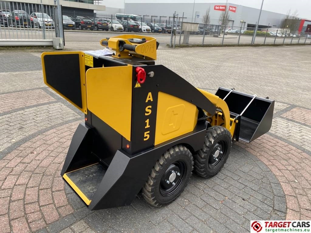 Conmeq AS15 Mini Skid Steer Loader 4x4 Electric - Skid steer loader: picture 3 Conmeq AS15 Mini Skid Steer Loader 4x4 Electric - Skid steer loader: picture 3