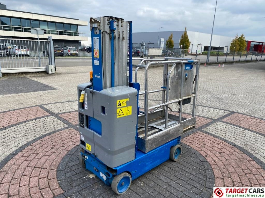Genie GR-20 RunAbout Electric Vertical Mast Lift 802cm - Vertical mast lift: picture 3 Genie GR-20 RunAbout Electric Vertical Mast Lift 802cm - Vertical mast lift: picture 3