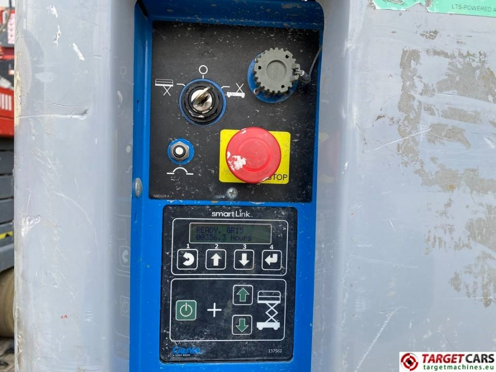 Vertical mast lift Genie GR15 RunAbout Electric Vertical Mast Lift 652cm: picture 12 Vertical mast lift Genie GR15 RunAbout Electric Vertical Mast Lift 652cm: picture 12