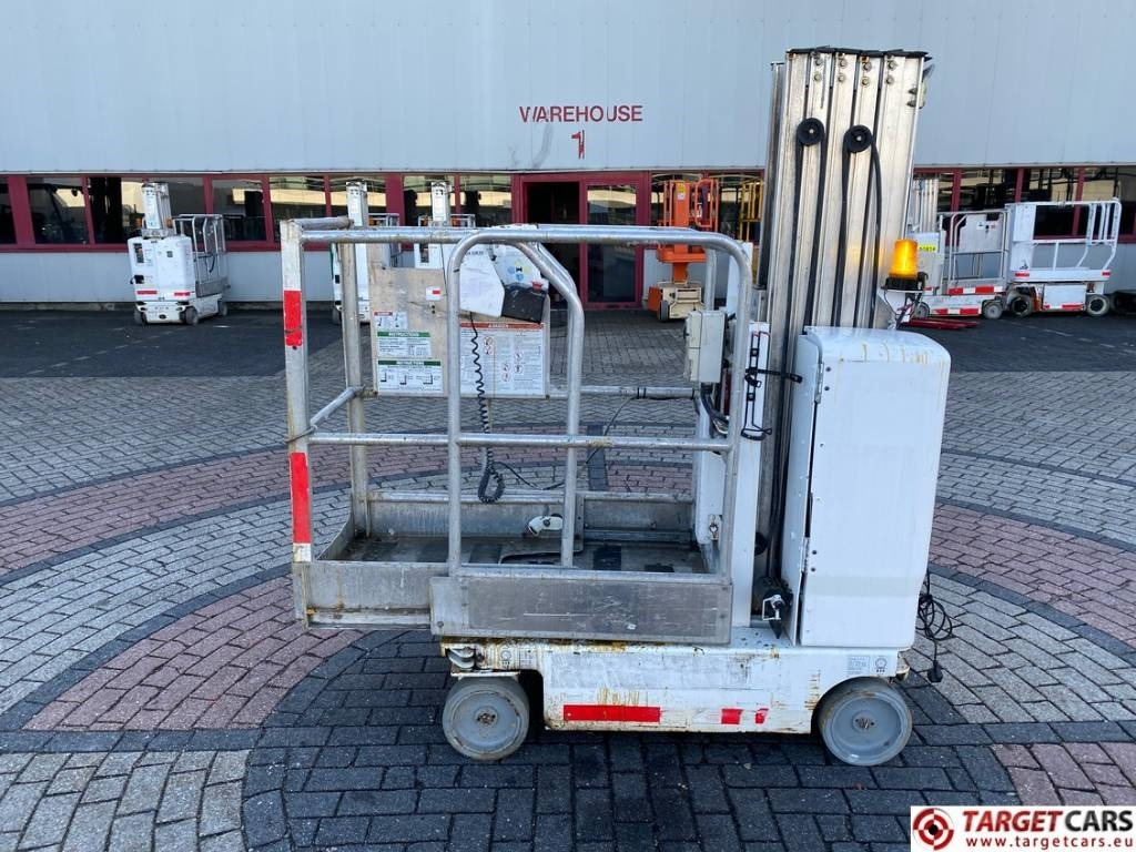 Genie GR20 RubAbout Electric Vertical Mast Lift 802cm - Vertical mast lift: picture 5 Genie GR20 RubAbout Electric Vertical Mast Lift 802cm - Vertical mast lift: picture 5