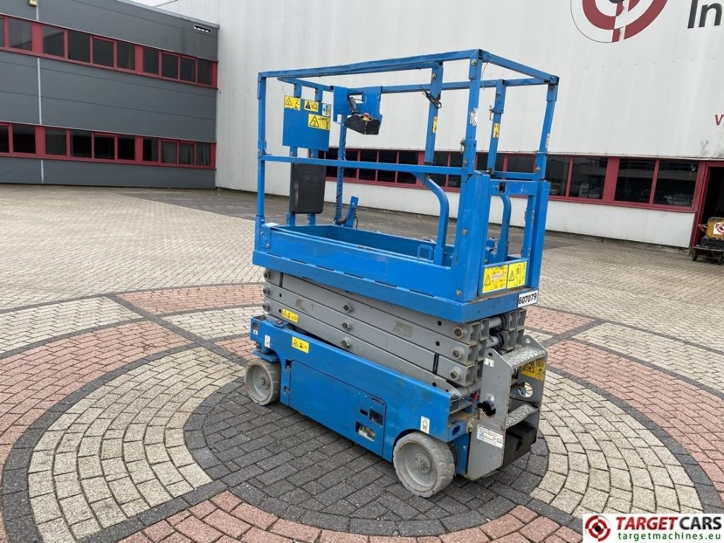 Genie GS-1932 Electric Scissor Work Lift 779cm - Scissor lift: picture 4 Genie GS-1932 Electric Scissor Work Lift 779cm - Scissor lift: picture 4