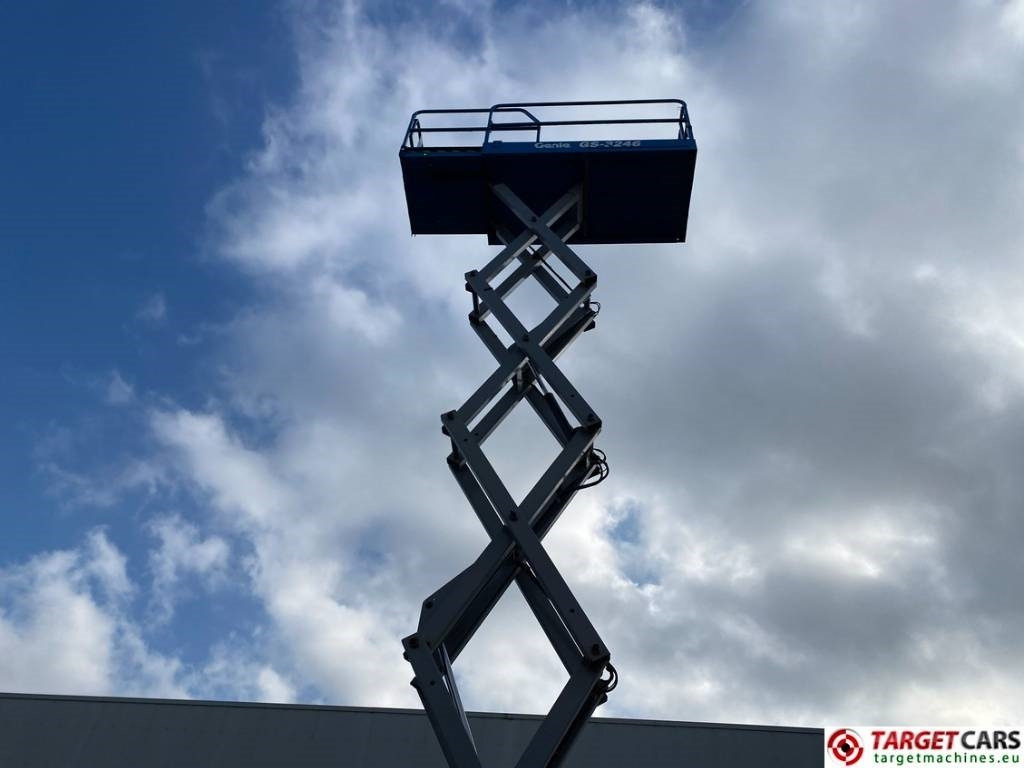 Scissor lift Genie GS-3246 Electric Scissor Work Lift 1175cm: picture 17