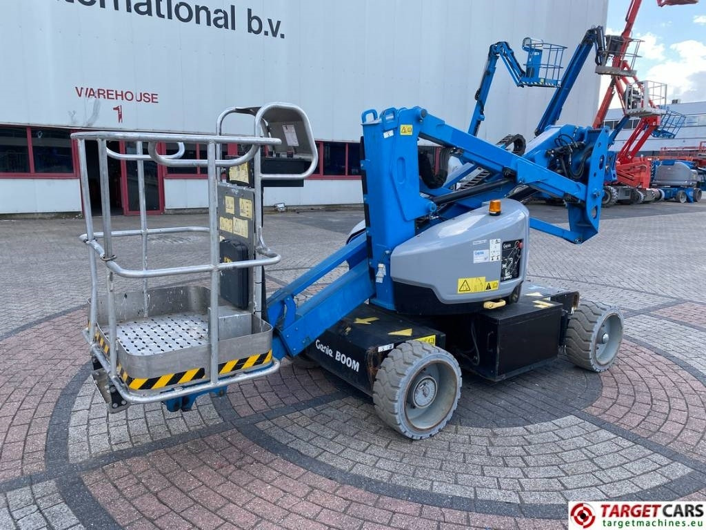 Genie Z-33/18 Electric Articulated Boom Work Lift 1200cm - Articulated boom: picture 1 Genie Z-33/18 Electric Articulated Boom Work Lift 1200cm - Articulated boom: picture 1