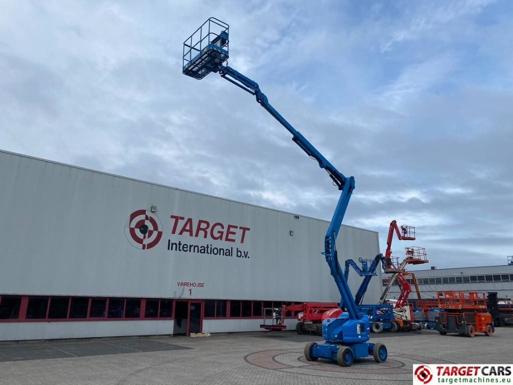 Articulated boom Genie Z-45/25J Articulated HyBrid Boom Work Lift 1594cm: picture 19 Articulated boom Genie Z-45/25J Articulated HyBrid Boom Work Lift 1594cm: picture 19