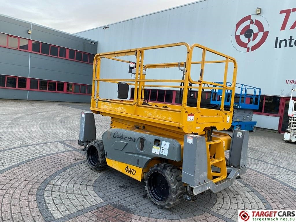 Haulotte Compact 10DX Diesel 4x4 Scissor Work Lift 1015cm - Scissor lift: picture 4 Haulotte Compact 10DX Diesel 4x4 Scissor Work Lift 1015cm - Scissor lift: picture 4