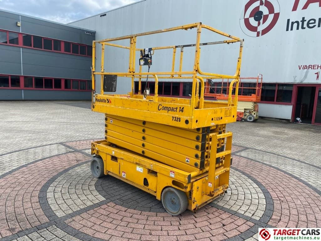 Haulotte Compact 14 Electric Scissor Work Lift 1385cm - Scissor lift: picture 4 Haulotte Compact 14 Electric Scissor Work Lift 1385cm - Scissor lift: picture 4