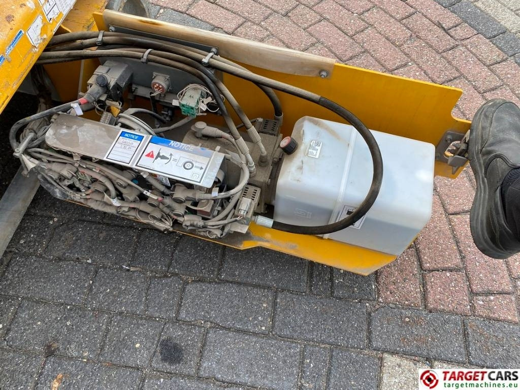 Scissor lift Haulotte Optimum 8 Electric Scissor Work Lift 777cm: picture 13 Scissor lift Haulotte Optimum 8 Electric Scissor Work Lift 777cm: picture 13
