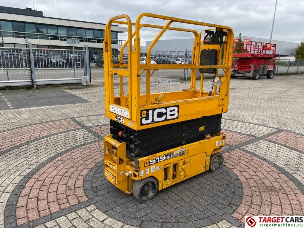 JCB S1930E Electric Scissor Work Lift 780cm - Scissor lift: picture 3 JCB S1930E Electric Scissor Work Lift 780cm - Scissor lift: picture 3