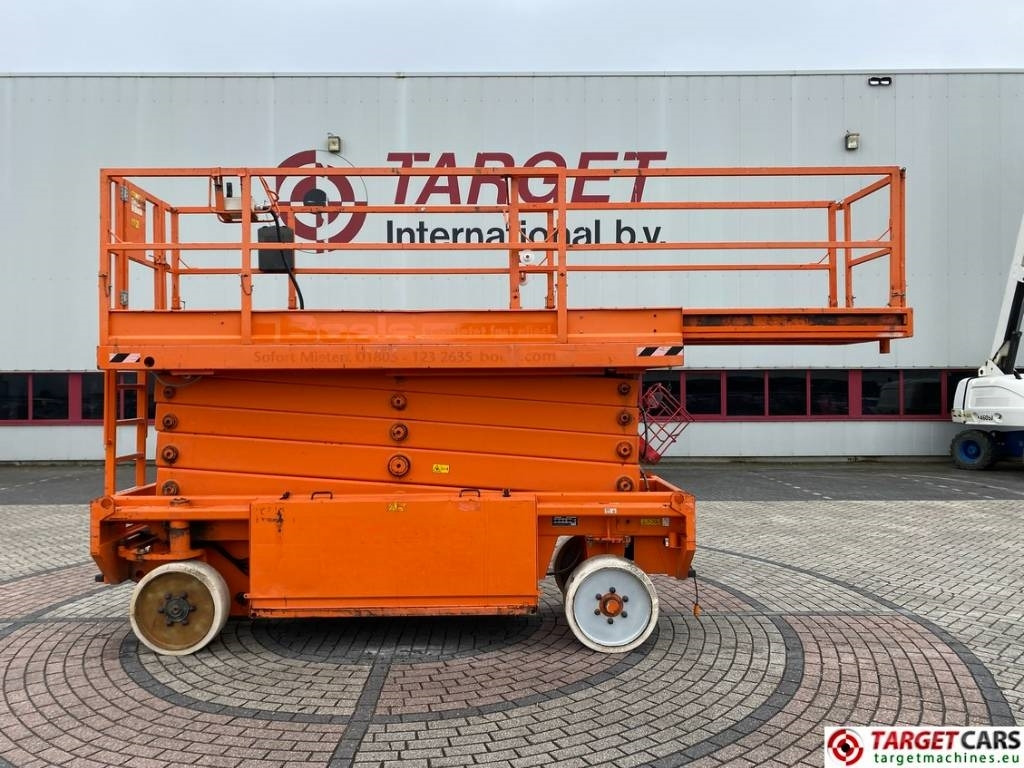 JLG 153-12 Liftlux Electric Scissor Work Lift 1730cm - Scissor lift: picture 5 JLG 153-12 Liftlux Electric Scissor Work Lift 1730cm - Scissor lift: picture 5