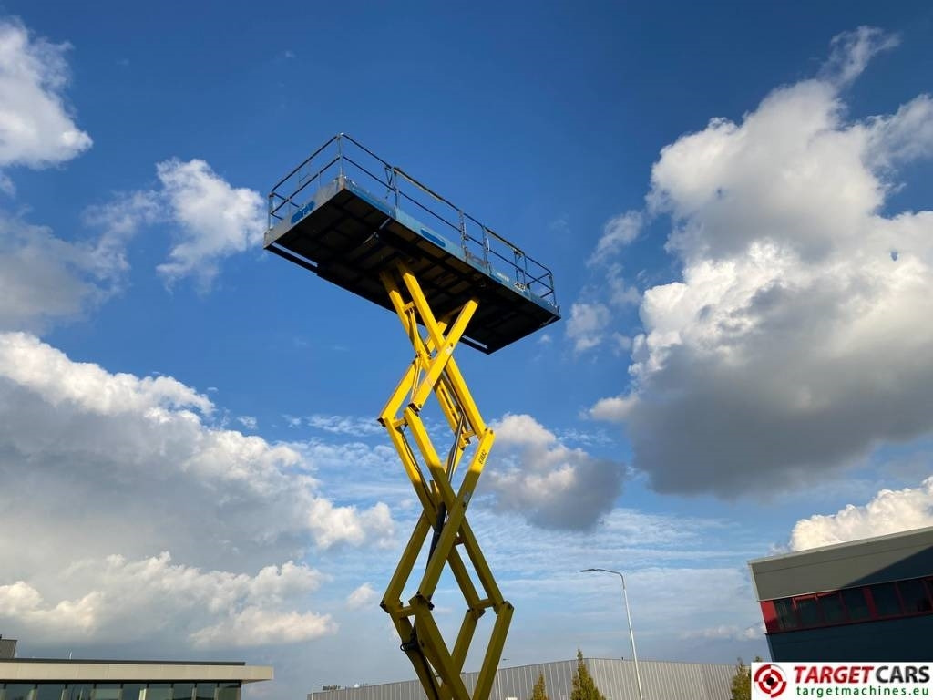 Scissor lift JLG 3394RT Diesel 4x4 Scissor Work Lift 1206cm: picture 28