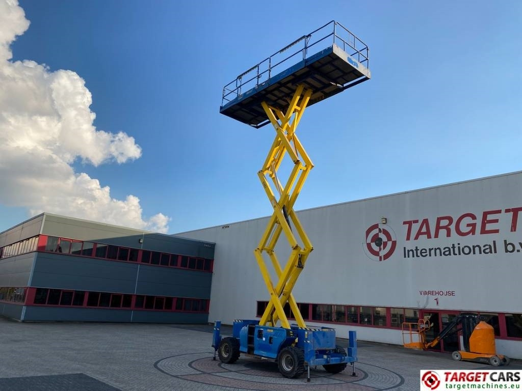 Scissor lift JLG 3394RT Diesel 4x4 Scissor Work Lift 1206cm: picture 6