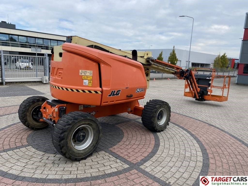 JLG 520AJ Articulated 4x4 Diesel Boom Work Lift 1800cm - Articulated boom: picture 3 JLG 520AJ Articulated 4x4 Diesel Boom Work Lift 1800cm - Articulated boom: picture 3