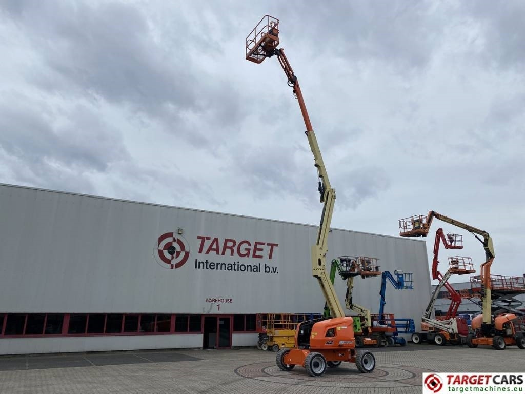 JLG EC450AJ Articulated Lithium-Ion Boom Lift 1572cm - Articulated boom: picture 5 JLG EC450AJ Articulated Lithium-Ion Boom Lift 1572cm - Articulated boom: picture 5