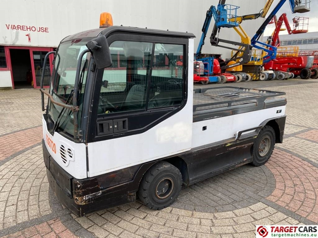 Linde P250 Tow Tug Truck Tractor Electric 80V Max 25T - Municipal tractor: picture 1 Linde P250 Tow Tug Truck Tractor Electric 80V Max 25T - Municipal tractor: picture 1