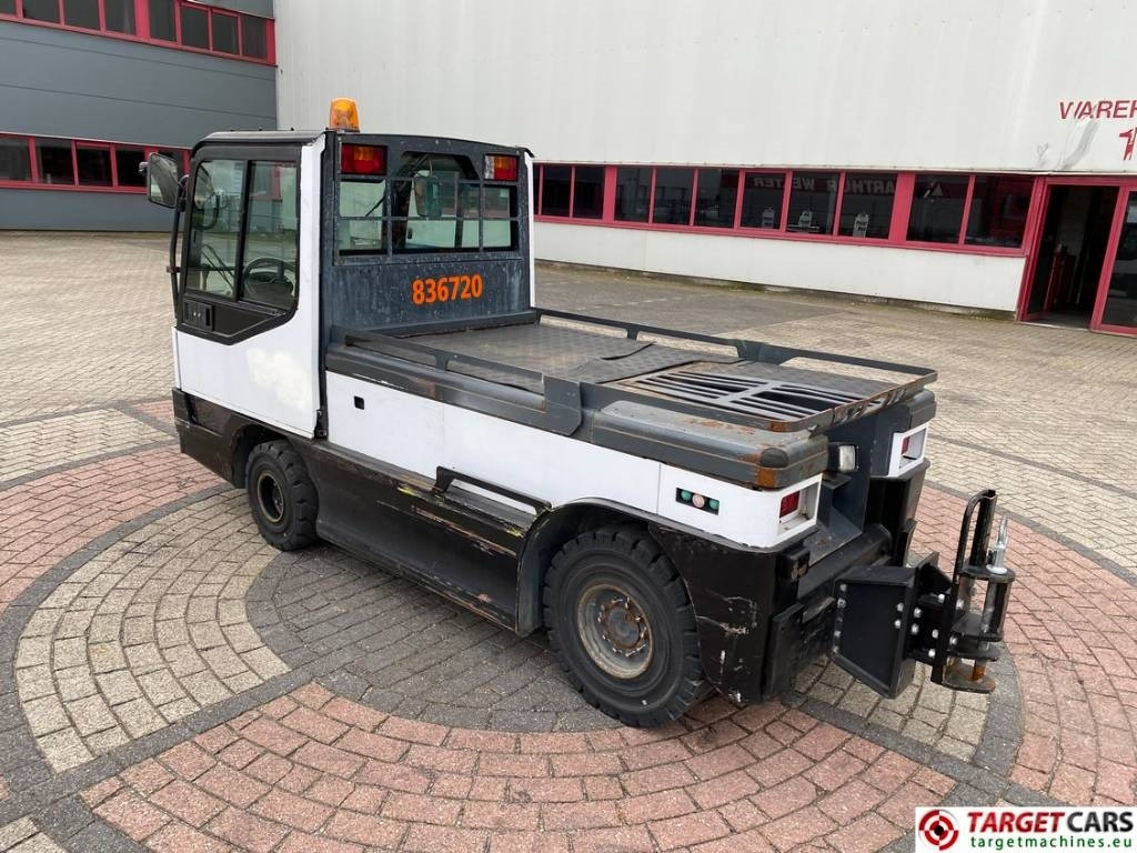 Linde P250 Tow Tug Truck Tractor Electric 80V Max 25T - Municipal tractor: picture 4 Linde P250 Tow Tug Truck Tractor Electric 80V Max 25T - Municipal tractor: picture 4