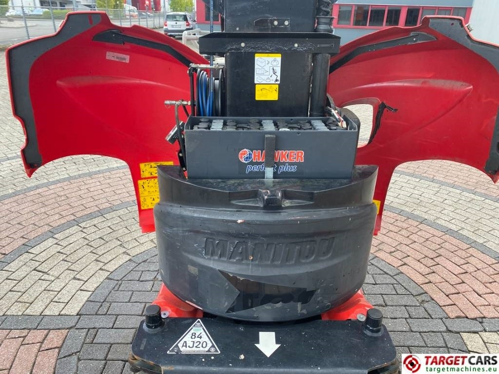 Vertical mast lift Manitou 100VJR Electric Vertical Mast Work Lift 990cm: picture 14