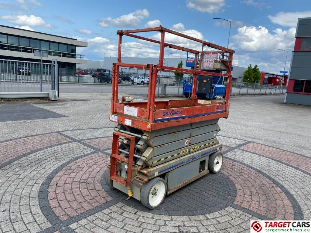 SkyJack SJIII-3226 Electric 3226 Scissor Work Lift 990cm - Scissor lift: picture 3 SkyJack SJIII-3226 Electric 3226 Scissor Work Lift 990cm - Scissor lift: picture 3