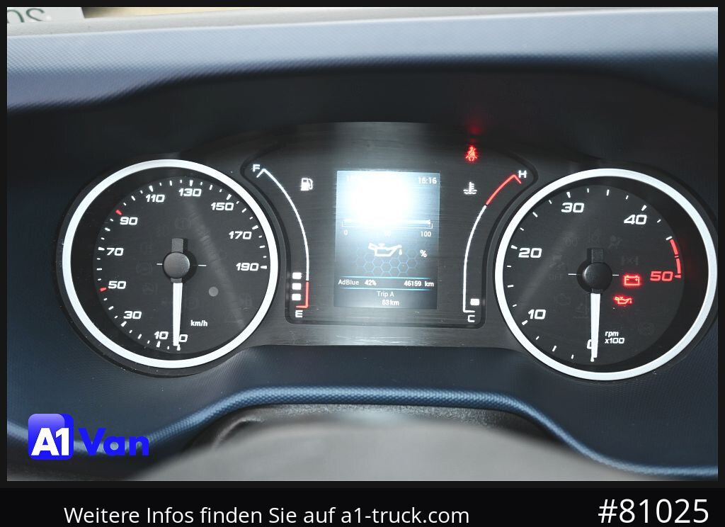 IVECO Daily 50C18 Doka Pritsche, AHK, Klima, 4,5m Ladefläche - Flatbed van, Combi van: picture 4 IVECO Daily 50C18 Doka Pritsche, AHK, Klima, 4,5m Ladefläche - Flatbed van, Combi van: picture 4