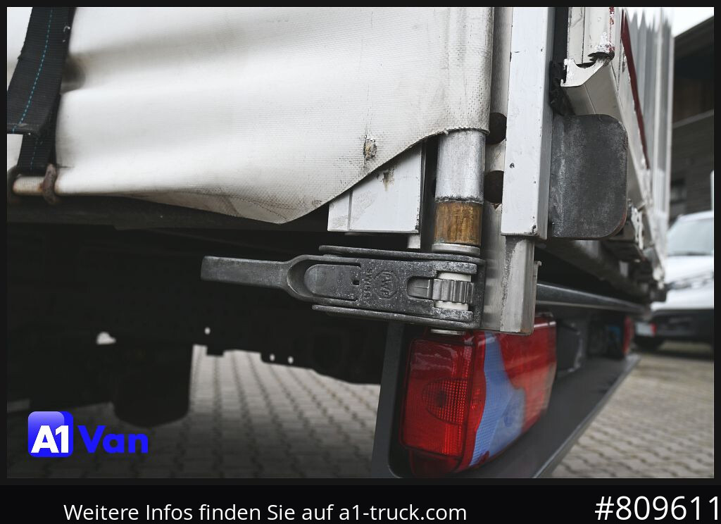MAN TGL 8.220 Pritsche Plane, Klima, Schiebeplane, Automatik - Curtainsider truck: picture 2 MAN TGL 8.220 Pritsche Plane, Klima, Schiebeplane, Automatik - Curtainsider truck: picture 2