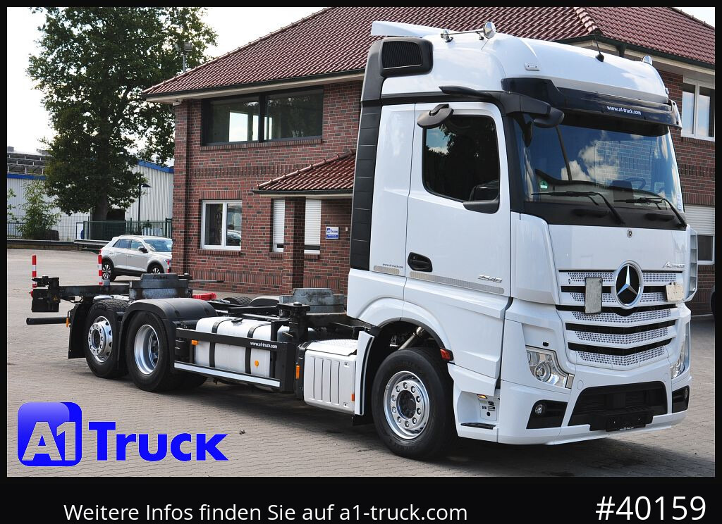 MERCEDES-BENZ 2548, Multi BDF, Wechsler, 7.45-7.82, MIDI, LIftachse - Container transporter/ Swap body truck: picture 1 MERCEDES-BENZ 2548, Multi BDF, Wechsler, 7.45-7.82, MIDI, LIftachse - Container transporter/ Swap body truck: picture 1