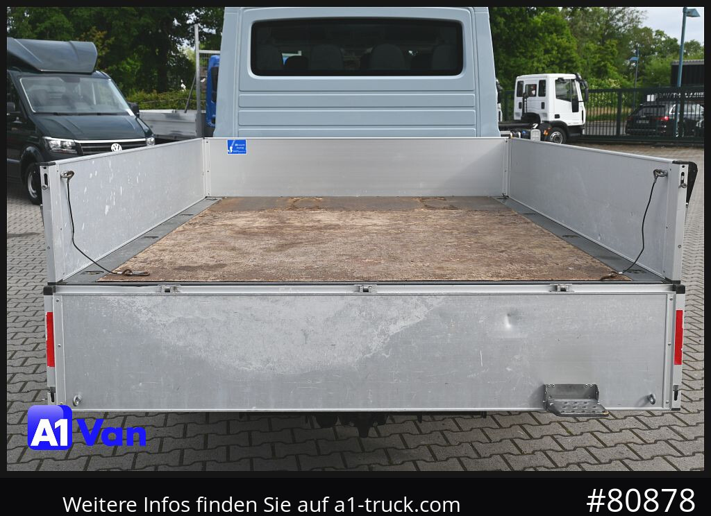 VOLKSWAGEN Crafter 35 Pritsche Doka, AHK, 7-Sitzer, Heckantrieb - Flatbed van, Combi van: picture 2 VOLKSWAGEN Crafter 35 Pritsche Doka, AHK, 7-Sitzer, Heckantrieb - Flatbed van, Combi van: picture 2