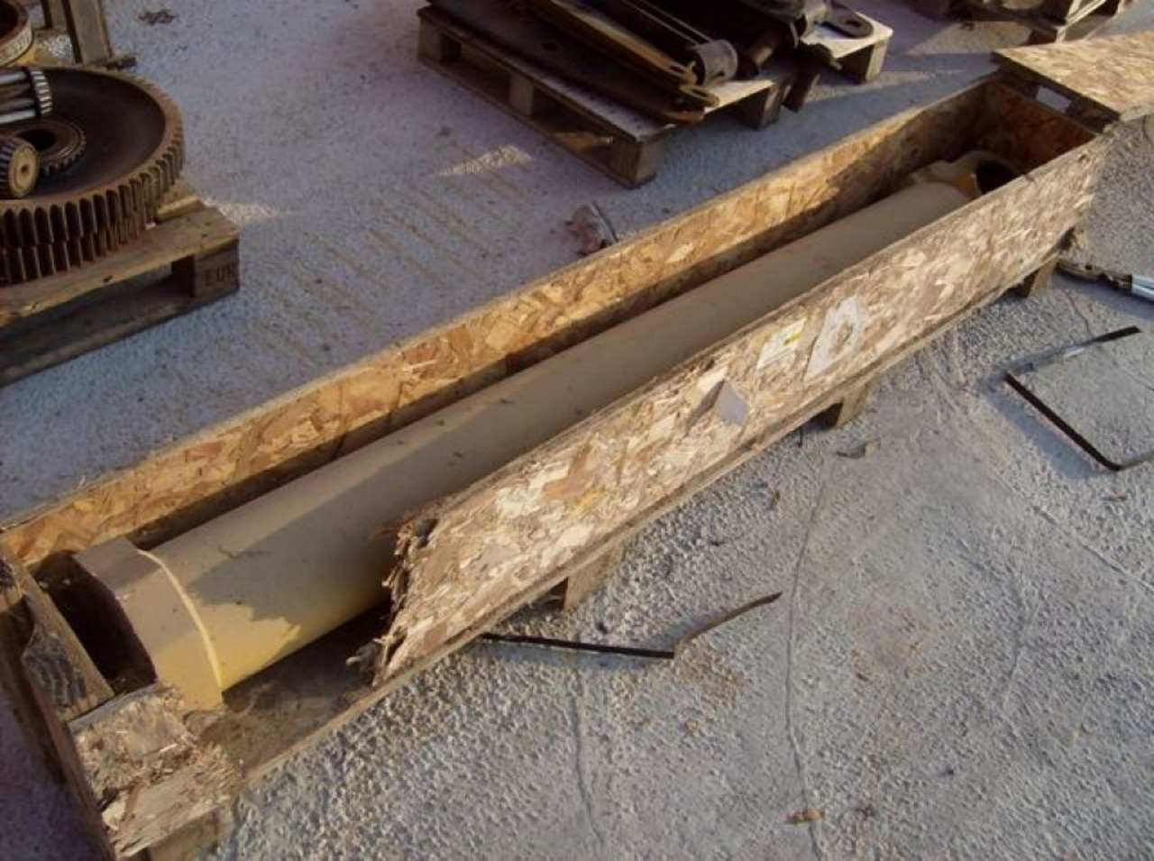 Caterpillar 225 CANNA NUOVA PER CILINDRO STICK - Hydraulic cylinder for Construction machinery: picture 2 Caterpillar 225 CANNA NUOVA PER CILINDRO STICK - Hydraulic cylinder for Construction machinery: picture 2